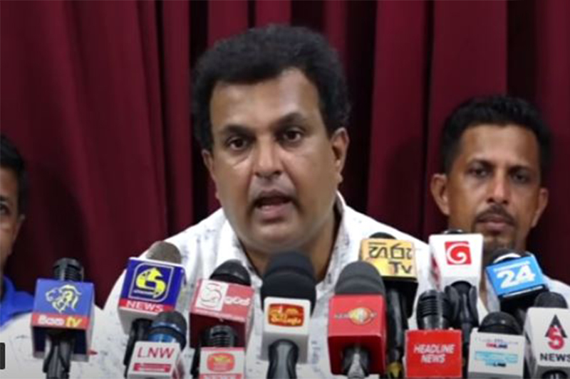 වාහන හිමියන්ගේ ගැටළු විසඳන්න ආණ්ඩුවට සති 2ක කාලයක් (VIDEO)