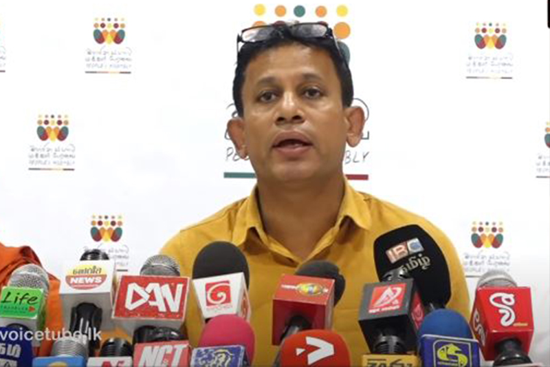 ප්‍රසන්න, ගෙට ගිනිතිබ්බ හාමුදුරුවන්ගේ නම පුළුවන් නම් හෙලිකරන්න - රවී කුමුදේශ් (VIDEO)