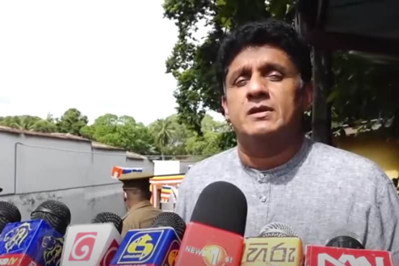 නිදහස ගැන පම්පෝරි ගහපු අය රන්ජන් අතහැරියා - සජිත් කියයි (VIDEO)