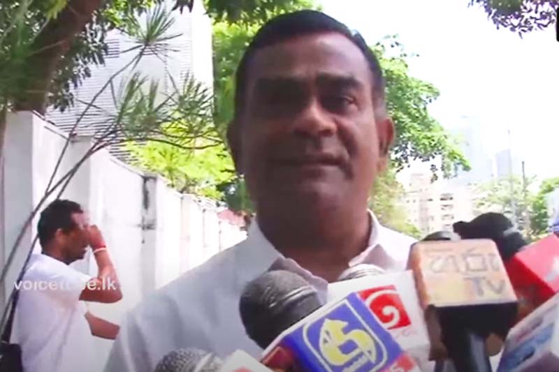 අපි ආණ්ඩුවේ කොටස්කාරයෝ වෙන්නේ නැහැ, ඇමතිකම් ගන්නෙත් නැහැ - තිස්ස (VIDEO)