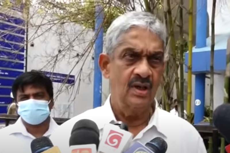 ජනපතිගේ වැඩ වඳුරට දැලි පිහිය ලැබුණා වගේ - SF කොල්ලුපිටිය පොලිසියට (VIDEO)