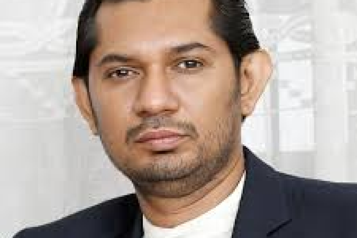 රේගු පරීක්‍ෂාවකින් තොරව බහාලුම් නිදහස් කිරීම;  බිමල් අත්අඩංගුවට ගන්නයි අල්ලස් කොමිසමට පැමිණිල්ලක්