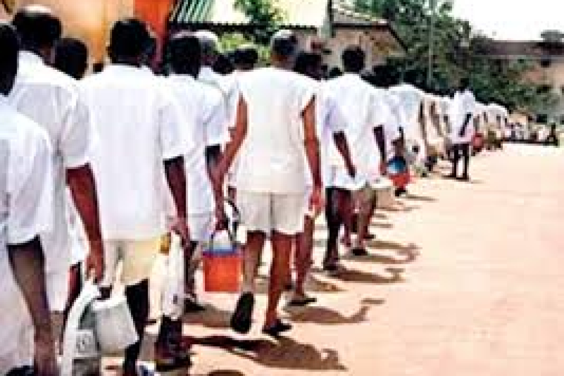 හොරට ජනාධිපති සමාව දුන් තවත් තුන්දෙනෙක් අනුරාධපුරෙන්  පිට කරලා...උසාවියේදී අනාවරණය වෙයි