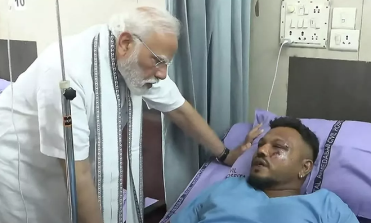 ඉන්දීය ගුවන් අනතුරින් දිවි බේරාගත් එකම ගුවන් මගියා බිහිසුණු අත්දැකීම ගැන මුල්වරට කතා කරයි