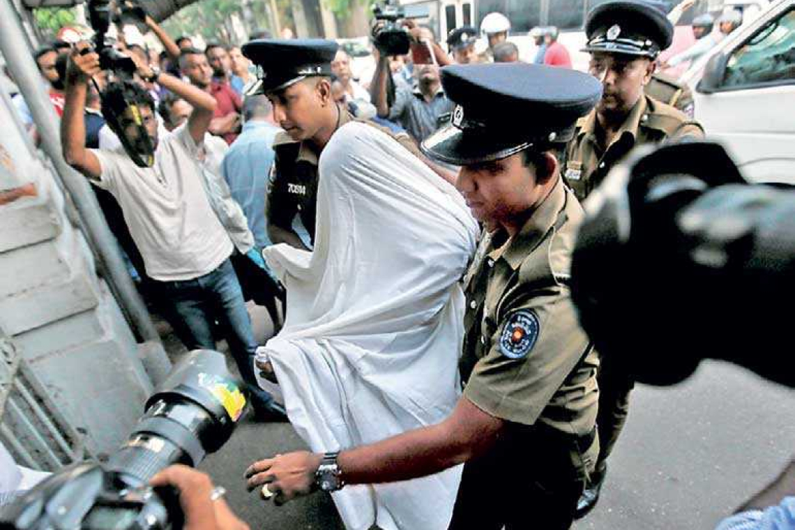 සමාව අවභාවිත කරමින් රැඳවියන් 247 දෙනෙකු නීති විරෝධී ලෙස නිදහස් කරලා... CID වාර්තාව හෙළි කරයි