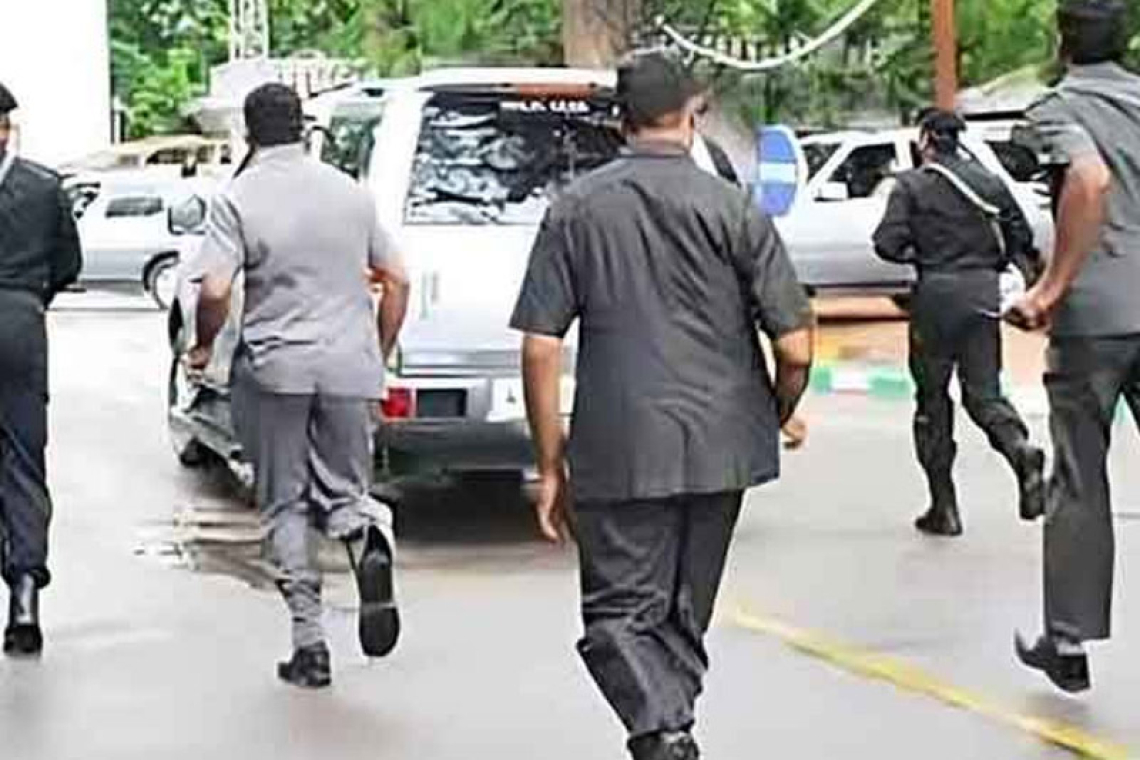මන්ත්‍රීවරුන්ට දෙන ආරක්ෂාවට අනුර තදින් 