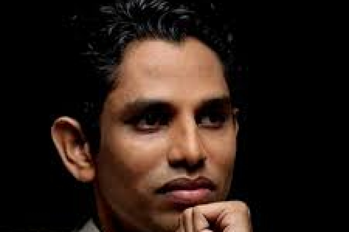 තාත්තා අත්අ­ඩං­ගු­වට ගත්තත් නැතත් ආණ්ඩුව පෙර­ළ­නවා -රාජිතගේ ලොකු පුතා කියයි