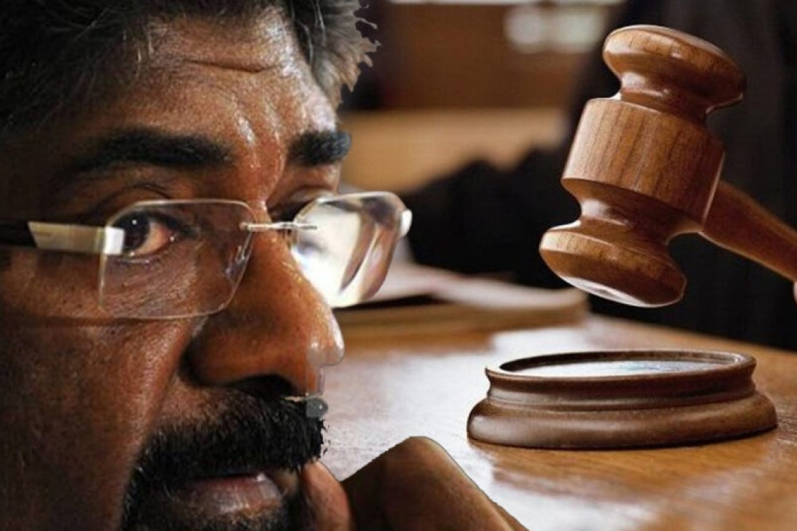 කෙහෙළිය ජනමාධ්‍ය හා සෞඛ්‍ය අමාත්‍ය කාලේ බැංකු ගිණුම් 16 ක සල්ලි පොට්ටනි ගහලා