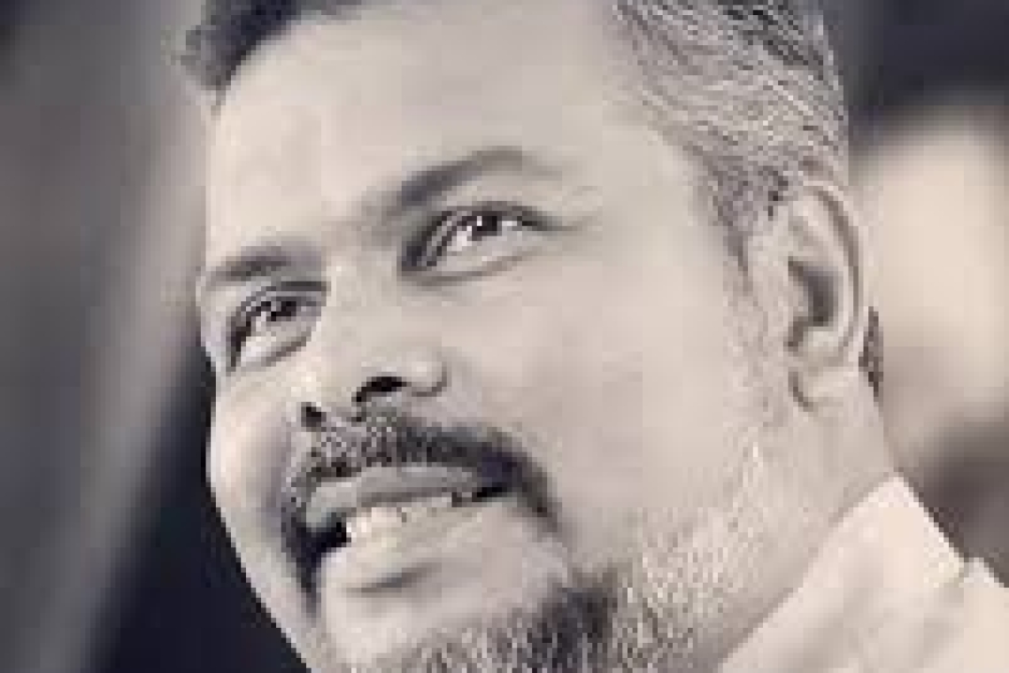 මම ජීවත් වෙන්නෙත් ඒ පැන්ෂන් එකෙන්... පාර්ලිමේන්තු මන්ත‍්‍රී පෙන්ෂන් කැපුවොත් මං මරාගෙන මැරෙනවා..- නන්දන ගුණතිලක 