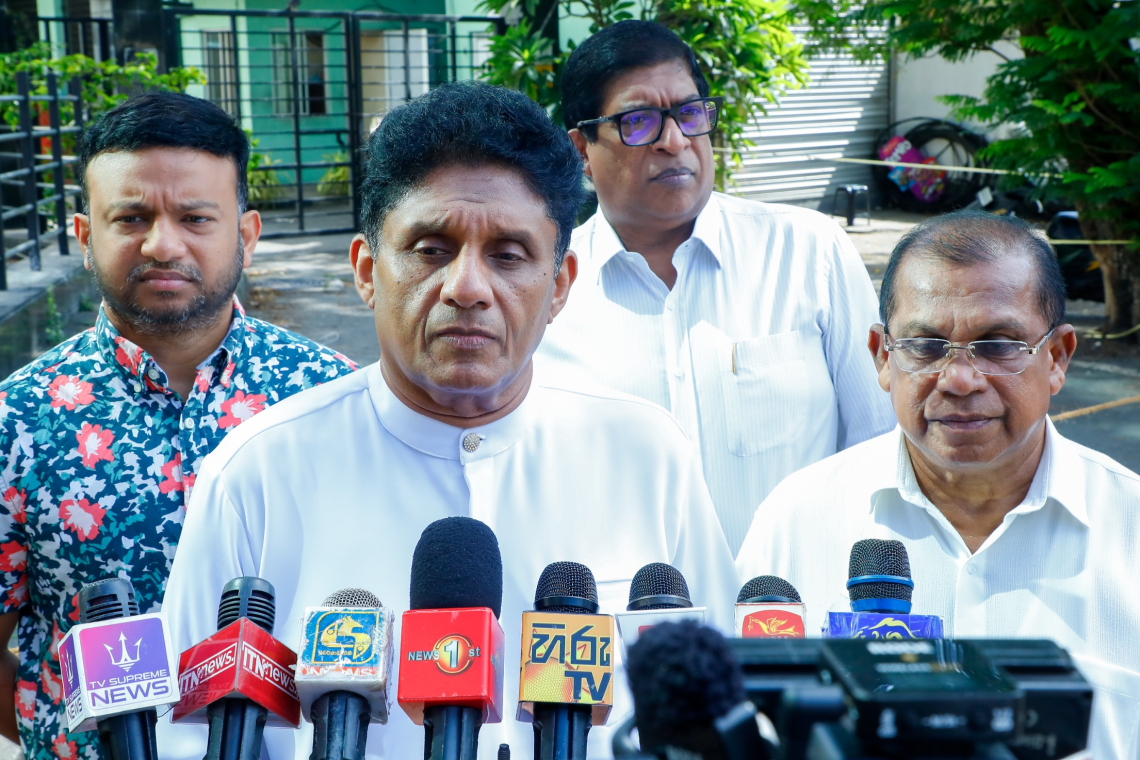 ක්‍රමයේ වෙනස කියන්නේ අධිකරණ තීන්දු තීරණ දේශපාලන යූටියුබ්කරුවන් පූර්වයෙන් ප්‍රකාශයට පත් කිරීමද ? - විපක්ෂ නායක සජිත් ප්‍රේමදාස ප්‍රශ්න කරයි