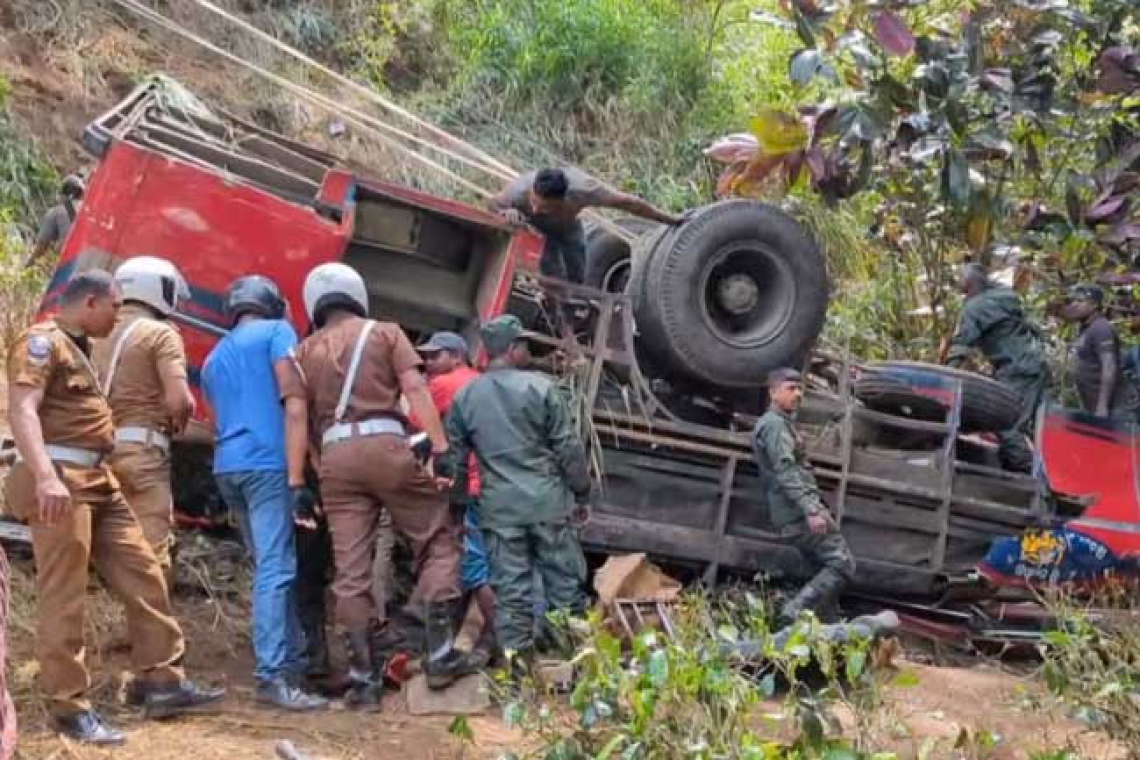 Update- ඇල්ල වැල්ලවාය  බස් අනතුරෙන් මිය ගිය ගණන 15 දක්වා ඉහළට