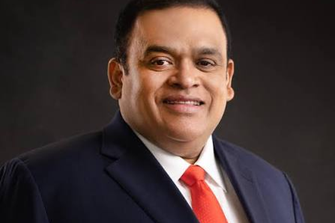 හරිස්චන්ද්‍ර මිල්ස් ධම්මික පෙරේරා අරන්