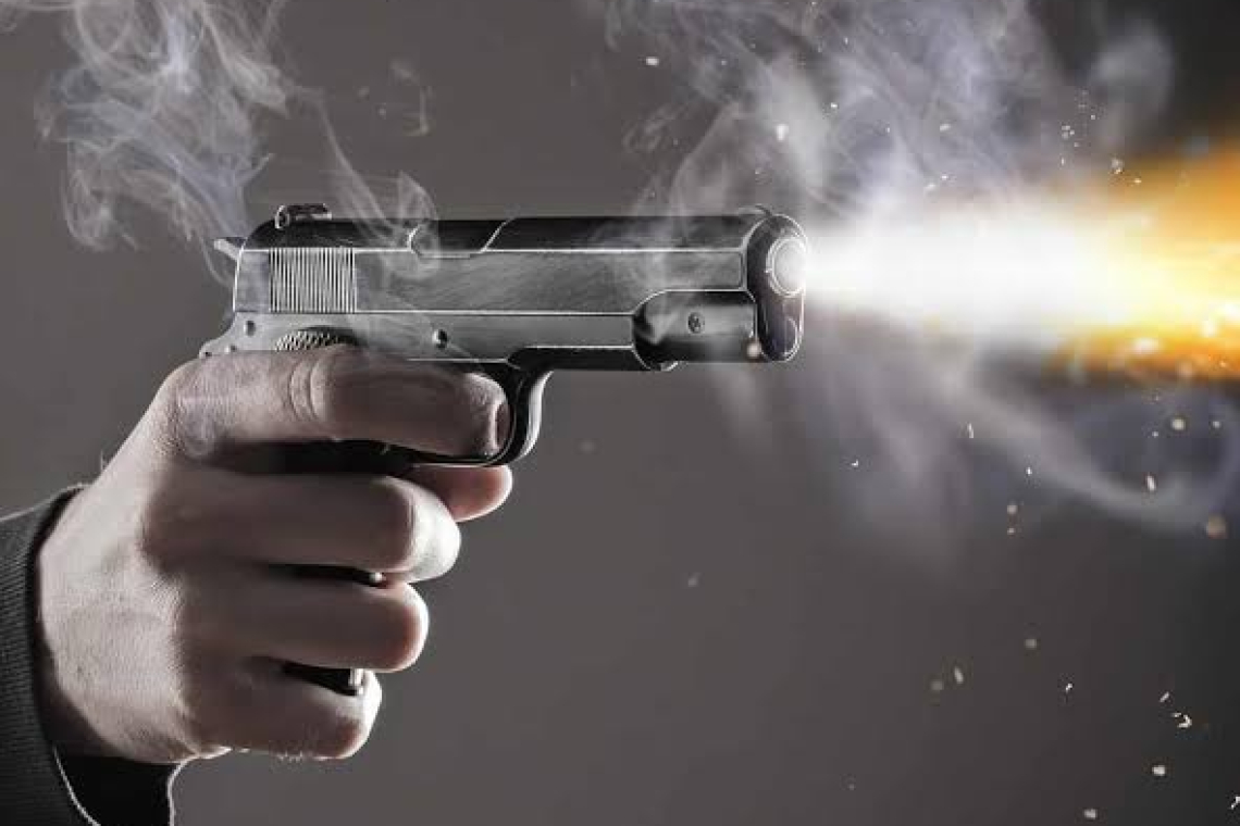 වැලිගම සභාපතිට වෙඩි තියයි