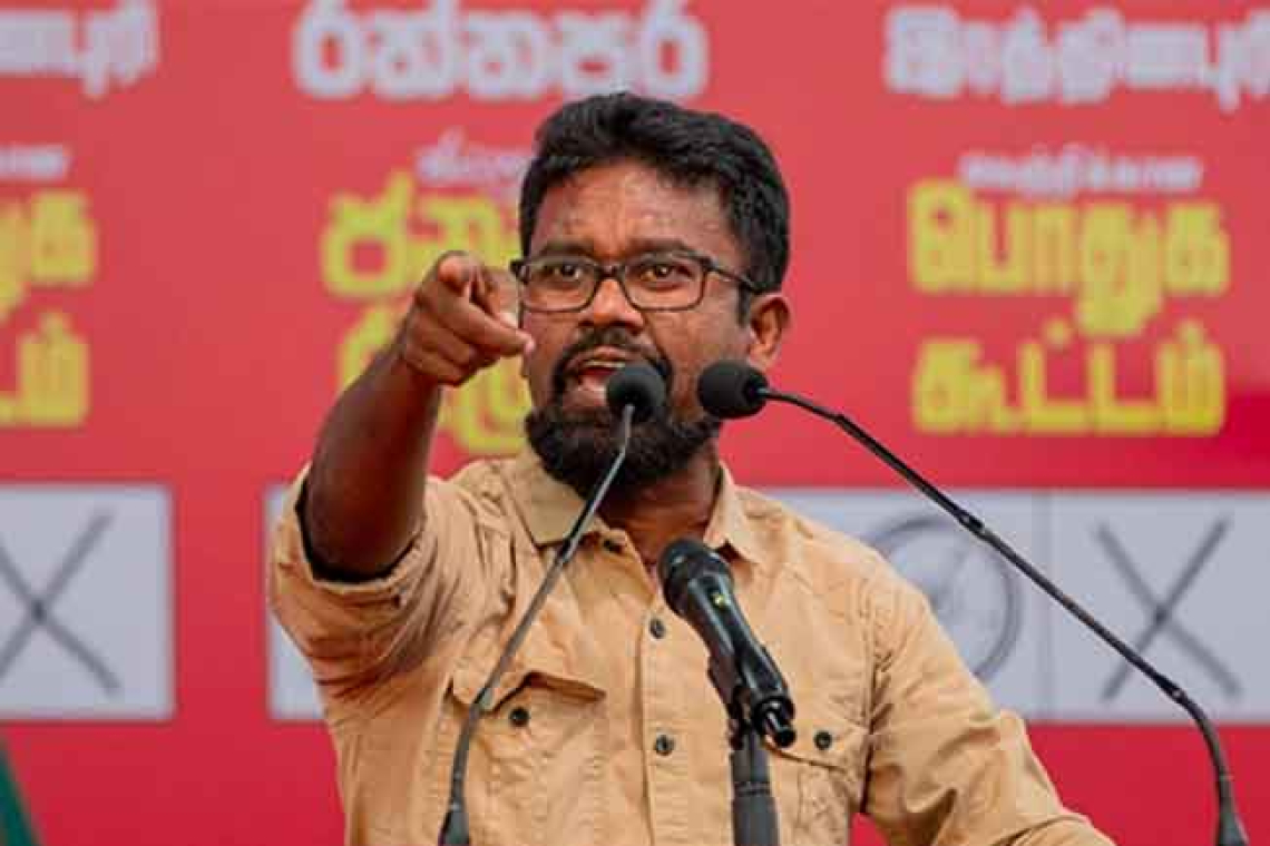 මාලිමා මන්ත්‍රී ශාන්තගෙන් ගංජා වැටලීම කළ පොලිස් නිලධාරියාට ප්‍රහාරයක්