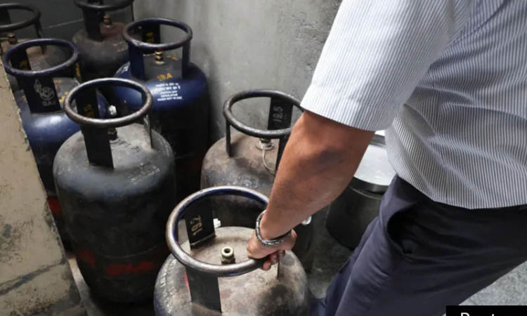 දකුණු ඉන්දියාවටම ගෑස් නැහැ-අවන්හල් වසයි