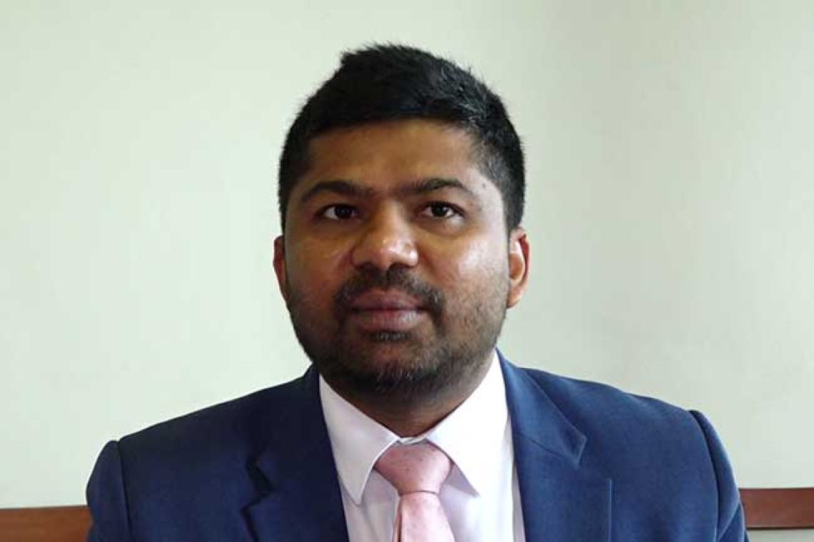 බාල ගල්අඟුරු ආනයනයෙන් රුපියල් බිලියන 100ක පාඩුවක් - ඩී.වී.චානක