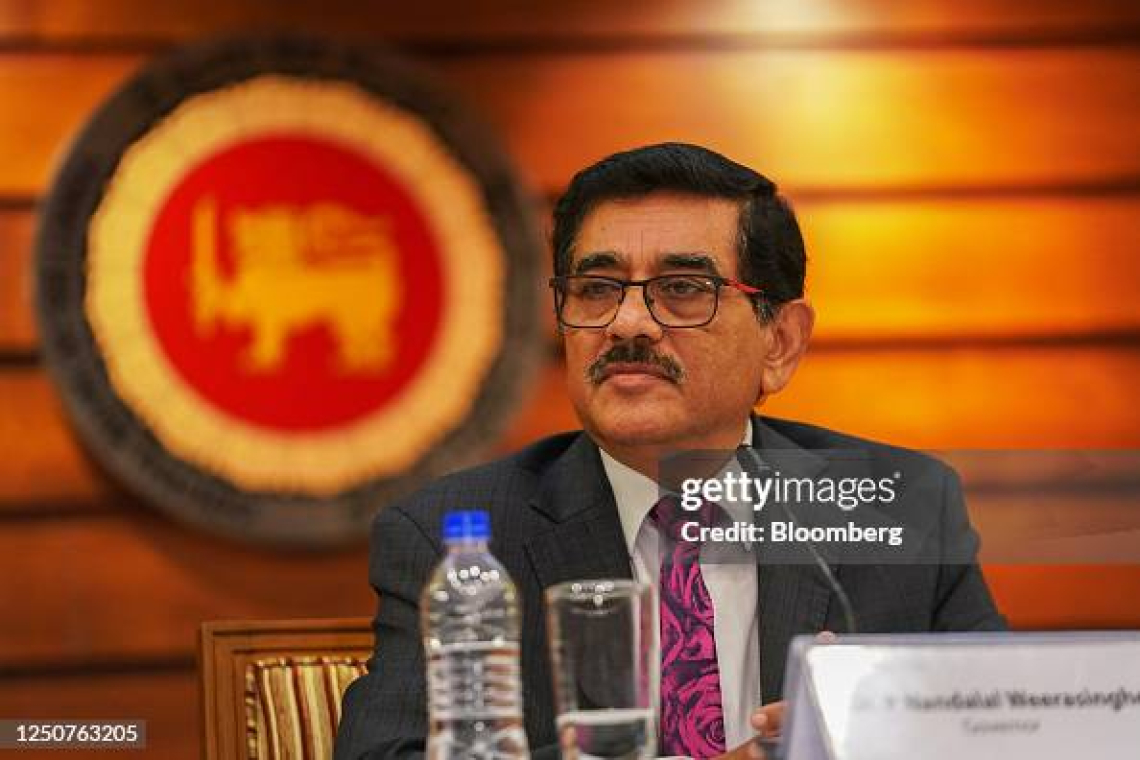 මහ බැංකුව එපා කියද්දී භාණ්ඩාගාරය 2.5 mil. USD ක් වංචාකරුවන්ගෙන්ම තහවුරු කරගෙන ගිණුමට දාලා..- COPF වාර්තාව මෙන්න..